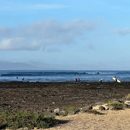 Kauri Nomad Surf & Kite House *